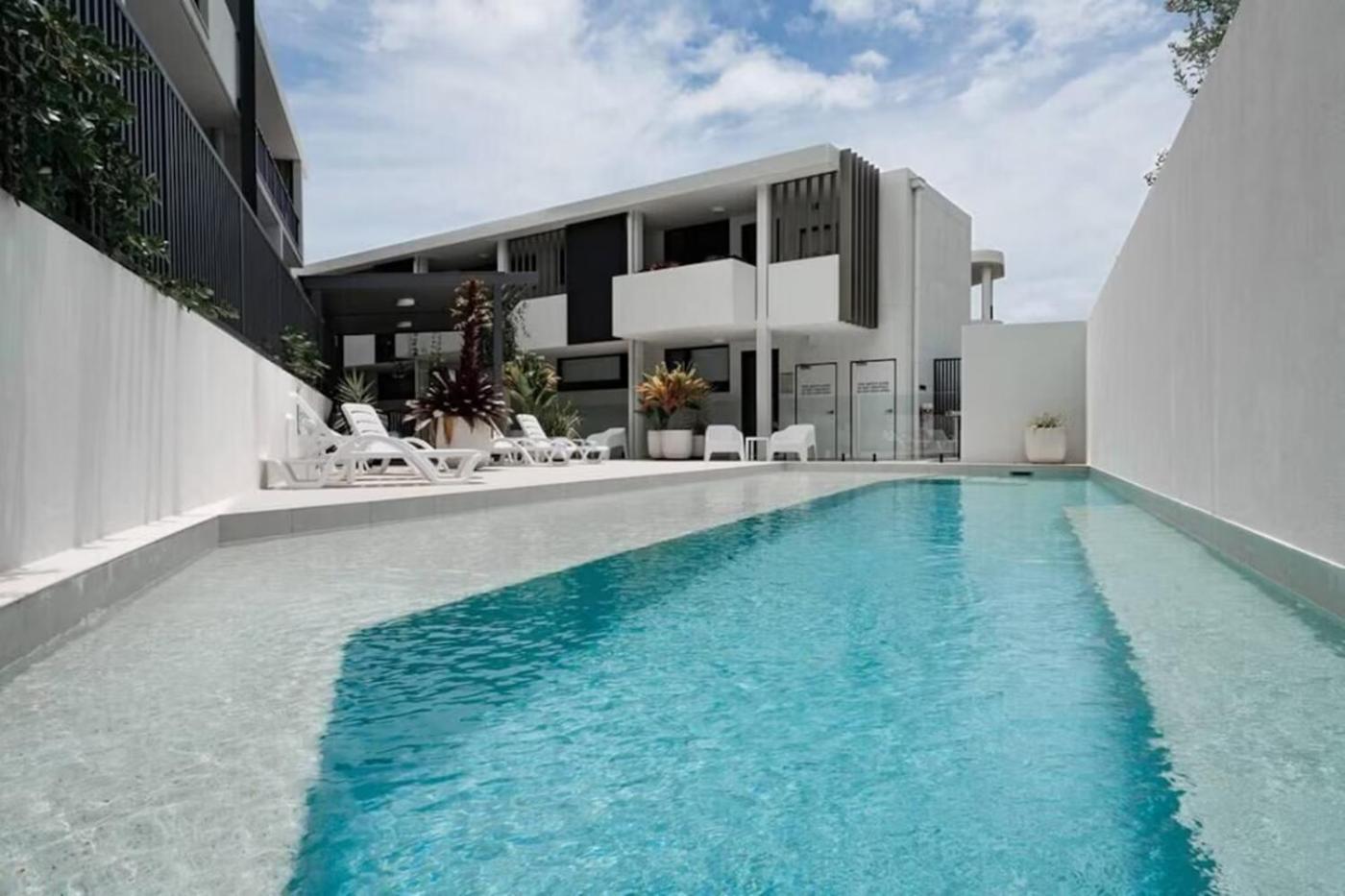 Ferienwohnung Coolum Gem With Bbq & Stunning Pool Coolum Beach Exterior foto