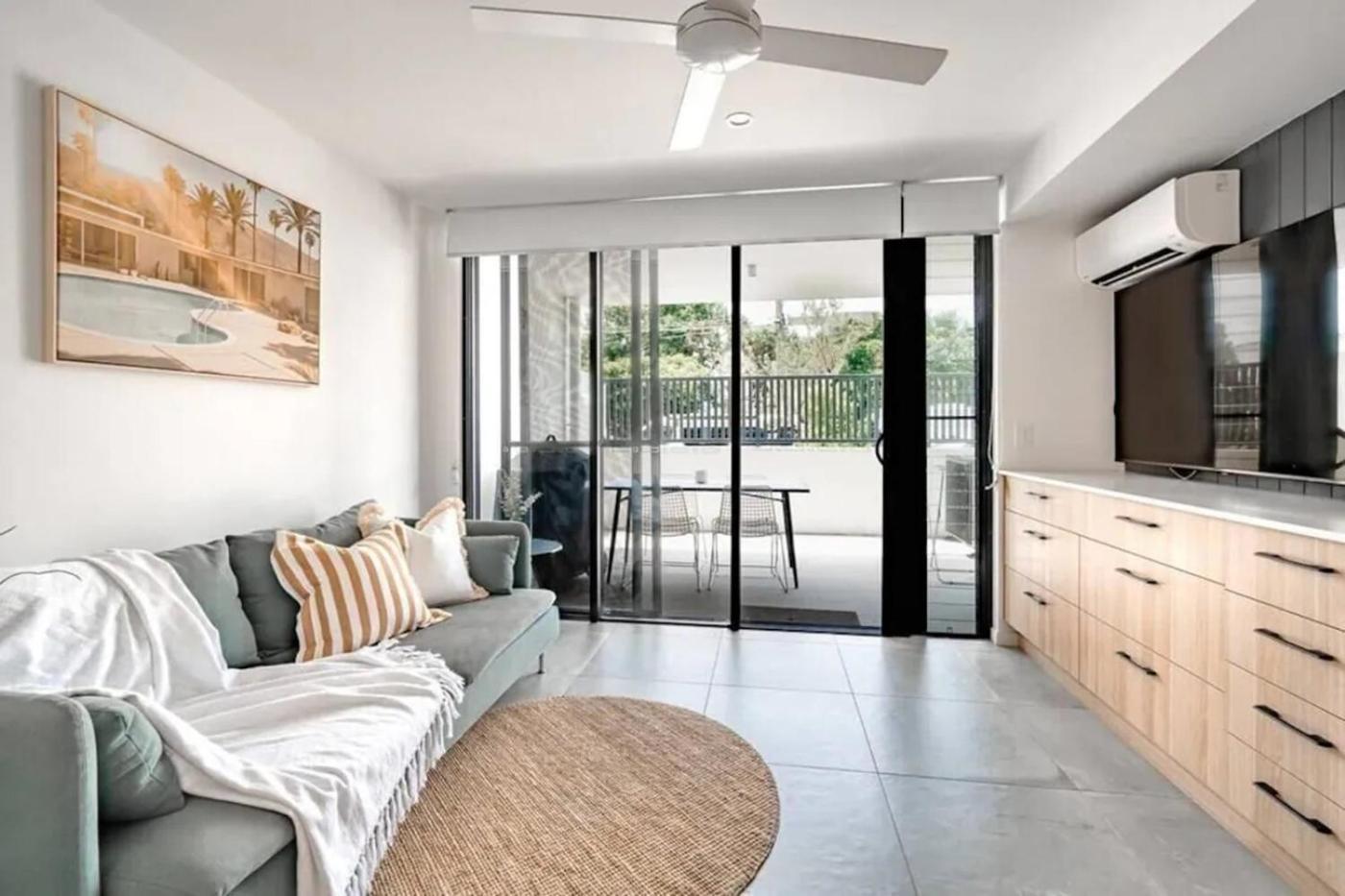 Ferienwohnung Coolum Gem With Bbq & Stunning Pool Coolum Beach Exterior foto